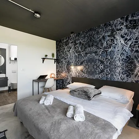 Üdülőpark Mendula 4*