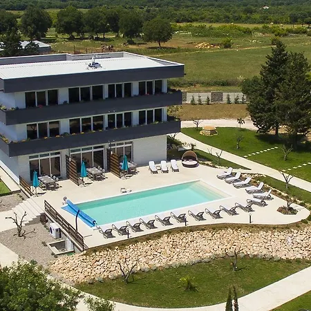 Mendula Holiday park